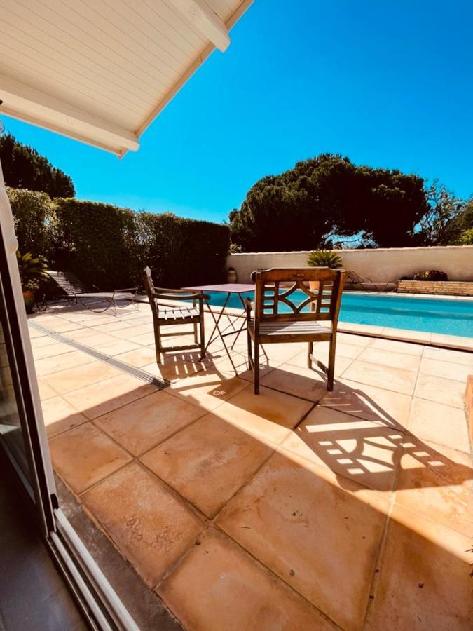 Annexe Des Pins - Studio Gite Avec Piscine & Climatisation Villeneuve-lès-Béziers エクステリア 写真